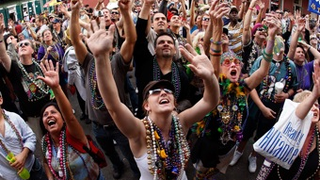 New Orleans Doctors Prescribe Drinking, Sex